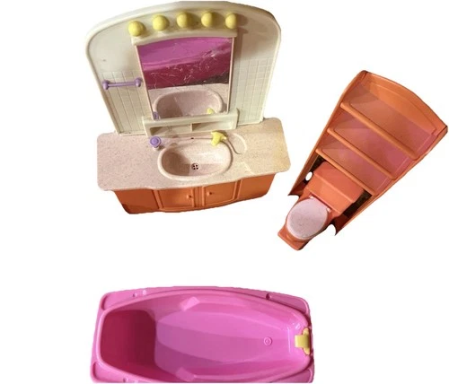 VNTG Mattel 1993 Bathroom Tub, Toilet, Shelf, Sink, Cabinet