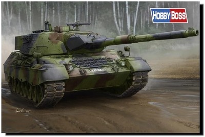 Hobby Boss 1/35 Fighting Vehicle Series German Leopard 1A5 Plastikmodell 84501