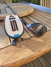 Taylormade SIM2 Max #4 Hybrid  22 Degree  Regular  Shaft Fujikura Ventus Blue 6