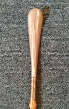 VINTAGE SHOE HORN w BACK SCRATCHER. RESIN, BEECHWOOD w BRASS SPRING, 24". MINT