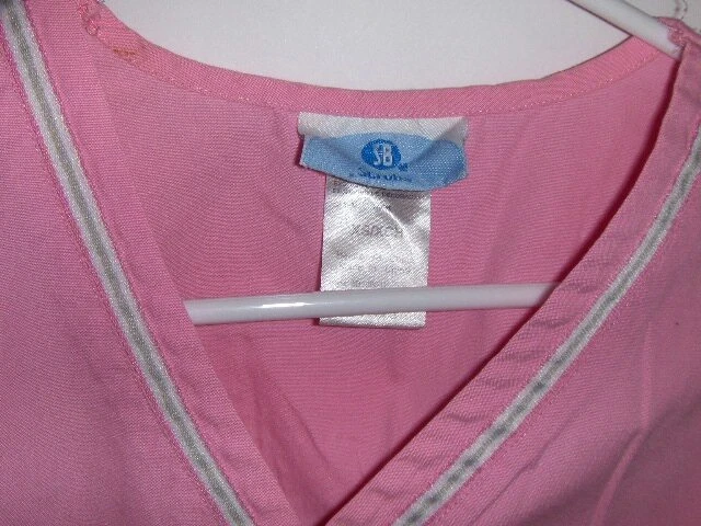 SB Scrubs pink scrub top - X Small - Image 2 of 3