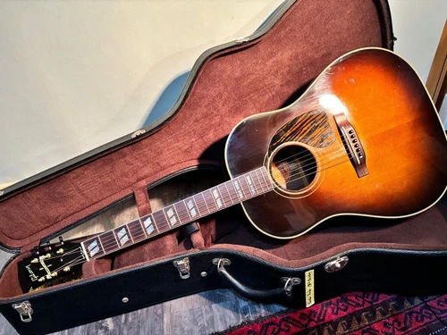 Made In 2001 Gibson 1942 Southern Jumbo Custom Line Specification No.YG339