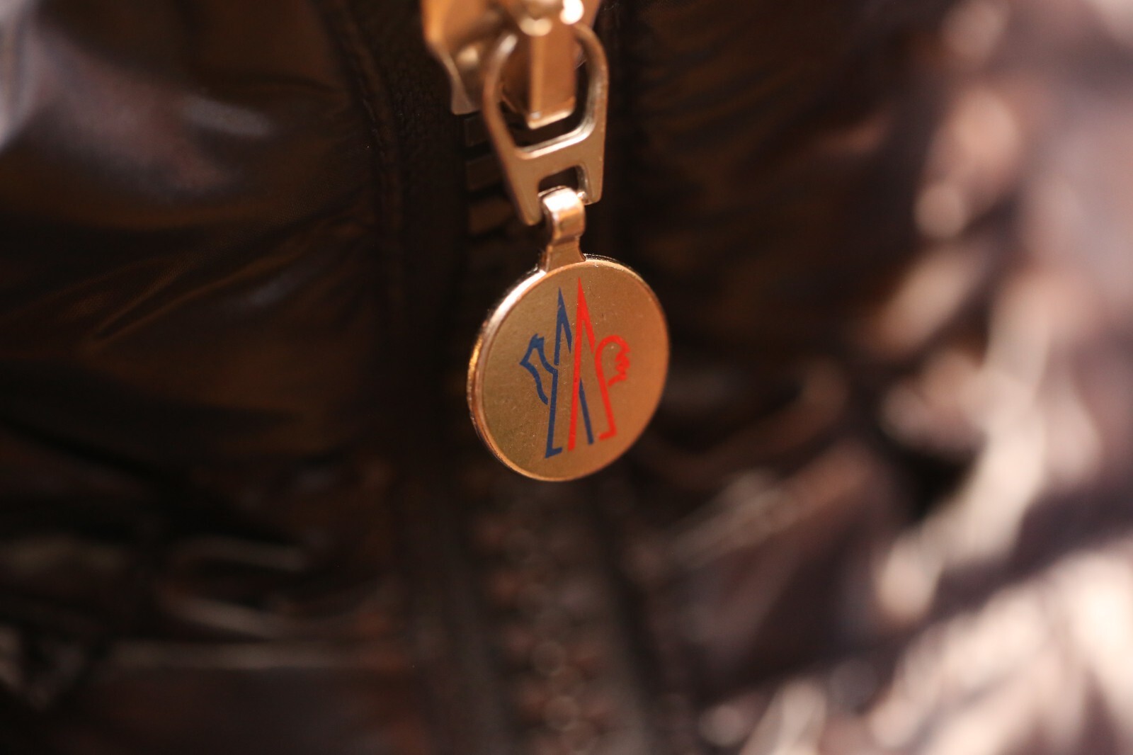 Moncler Navy Blue Quilted Down Puffer Cropped Jacket Coat Ladies (3) 14 XL Rare thumbnail 5