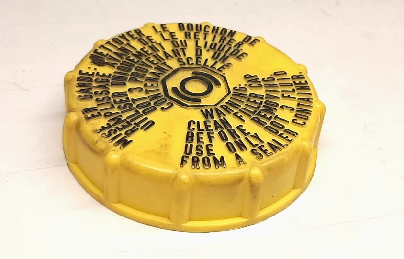 13-16 Dodge Dart OEM Brake Master Cylinder Reservoir Cap Lid 68166819AA - Image 3 of 4