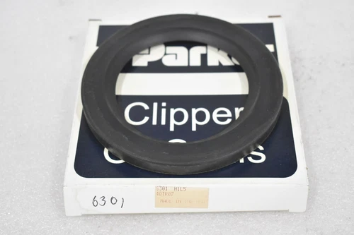 PARKER 4QTR07 6301 H1L5 CLIPPER OIL SEALS MADE IN USA