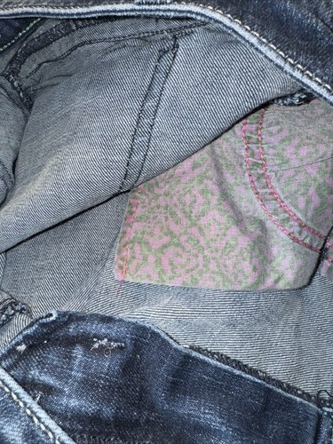 32 X 31 Jeans, Rock 47, Wrangler Low Rise, Vintage Pre Owned 8” Rise Stone Wash - Picture 6 of 7