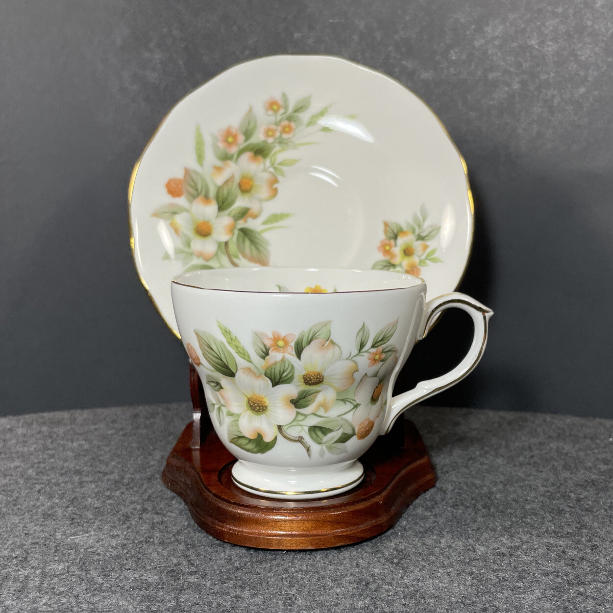 Duchess Fine Bone China Dogwood Tea Cup and Saucer Made in England 397 Gold Trim eBay