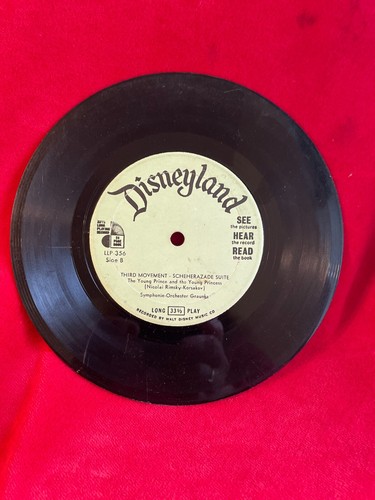 WALT DISNEY DISNEYLAND THE STORY OF ALADDIN AND HIS LAMP RECORD AND BOOK LLP 356 - Picture 6 of 12