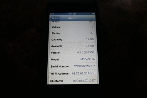 Apple iPod Touch 4th Generation Black A1367 (8 GB) - Picture 4 of 4