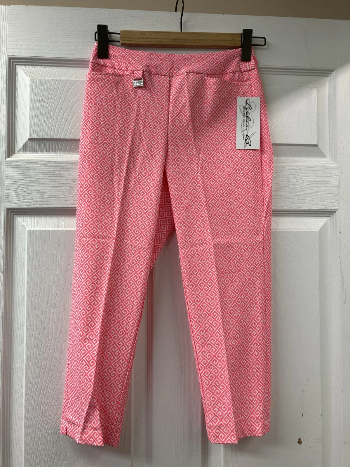 Lulu B Size 6 Hot Pink Geometric Pattern Capri Pants
Opens in a new window or tab