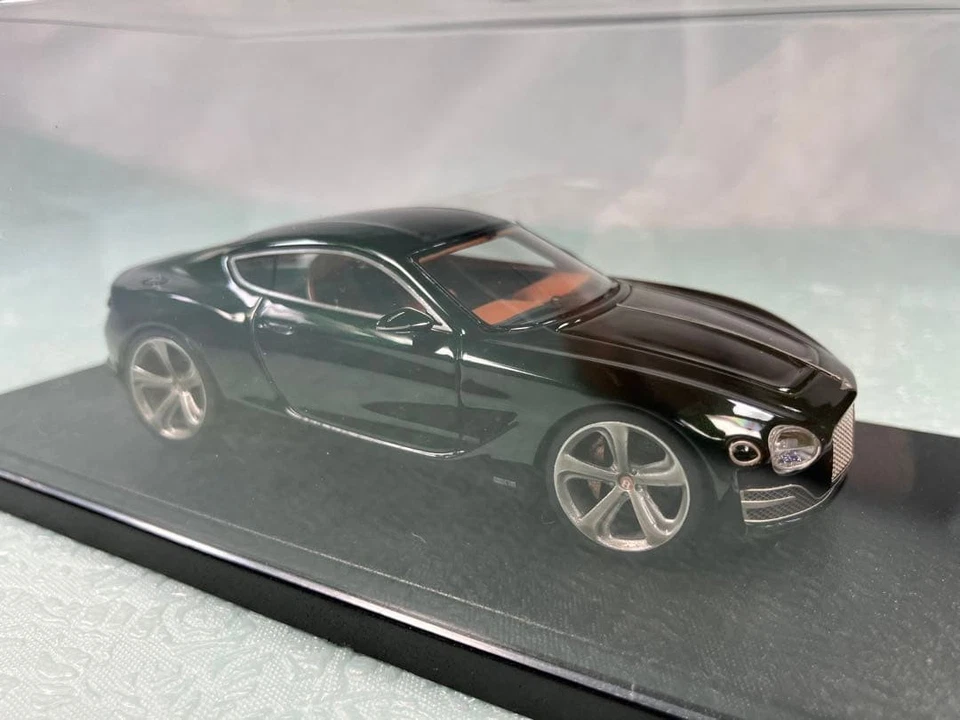 Custodia Look Smart LSBT05 Bentley EXP10 Speed6 Concept 2015 1/43 verde metal... - Immagine 2 di 4