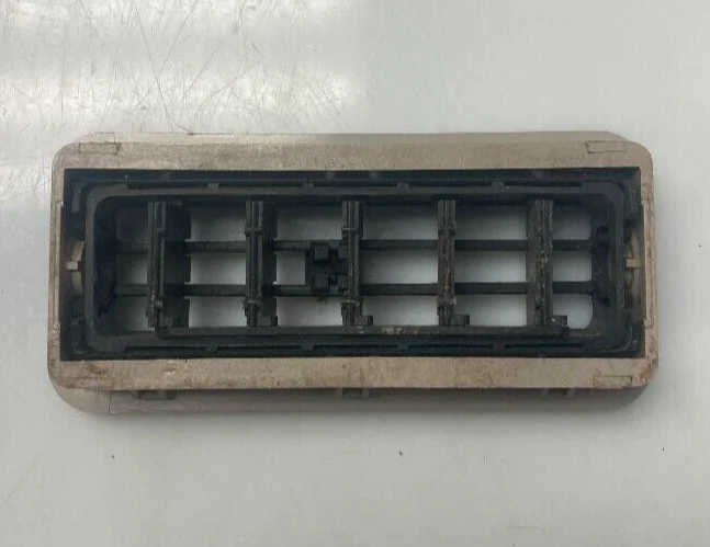 1997-2005 CHEVYVENTURE НАКЛАДНЫЕ ВЕНТИЛЯЦИОННЫЕ ОТВЕРСТИЯ КОНДИЦИОНЕРА P/N 10249563 ОРИГИНАЛЬНЫЕ ЗАПЧАСТИ GM - Изображение 2 из 4