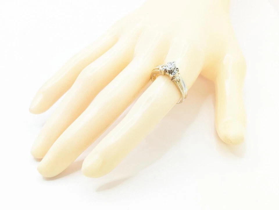 Anillo Acanalado Apilable con Racimo de Diamantes Oro Amarillo Sólido 14K 3.4g Talla-7.25 Foto 2 de 4