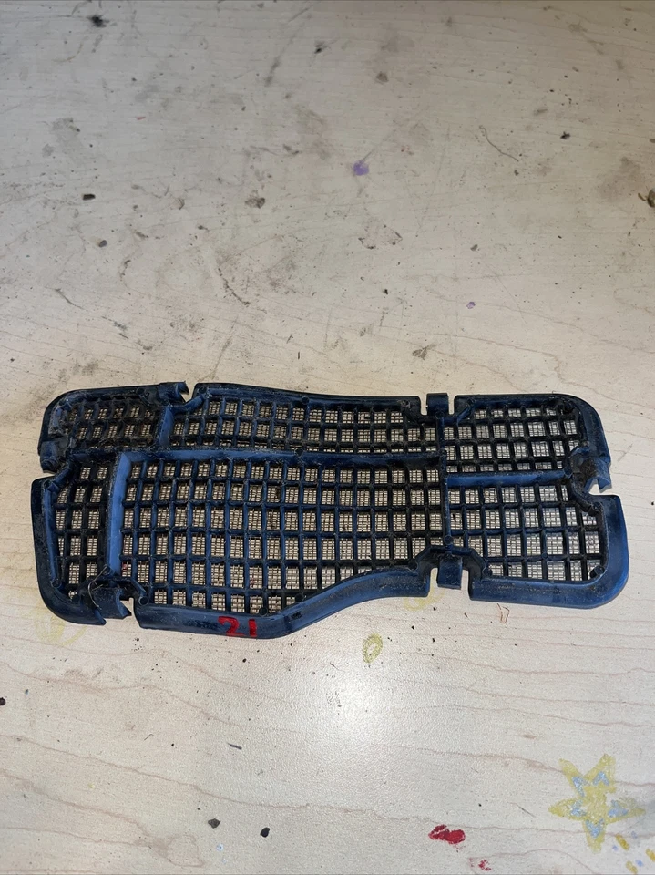 Toyota Pickup 4Runner 1984-1989 calefacción pantalla de conducto de aire paso derecho OEM Foto 3 de 3