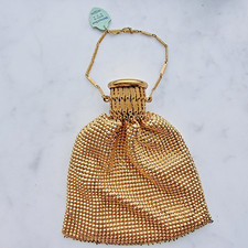 Vintage 1940 s Whiting Davis Mesh Bag accordian top expandable