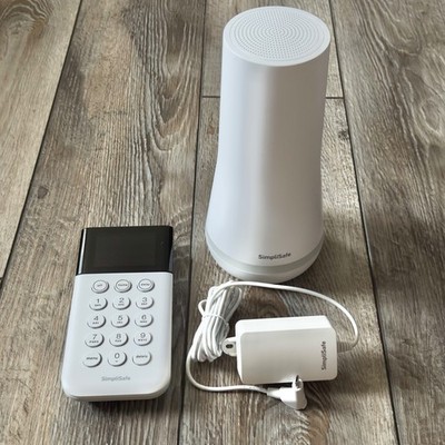 SimpliSafe Base And Keypad Controller Home Security System Read SSKP3 SSBS3
