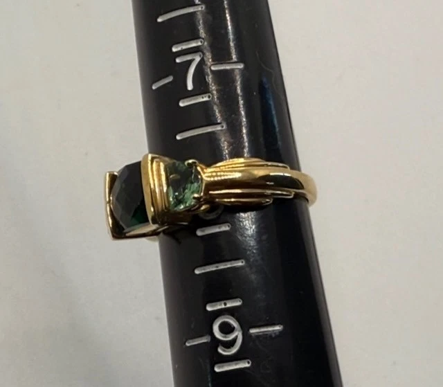 Anillo Ross Simons Vermeil con Esmeraldas Sintéticas - Talla 8 Foto 2 de 4