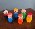 Fisher Price - Little People Lot Of 6 Vintage Fisher-Price Little People Figures