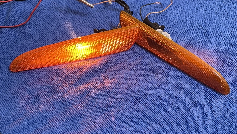 ¡Funcionando! Par de luces marcadoras laterales delanteras Jaguar X-Type 2002-2008 tipo X 02-08  Foto 2 de 4