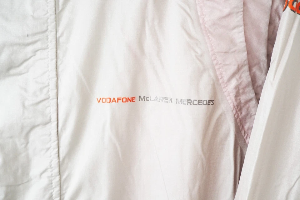 Chaqueta De Colección Vodafone McLaren Mercedes Fórmula 1 Cremallera Completa Años 90 Talla XL F1 Team Foto 3 de 4