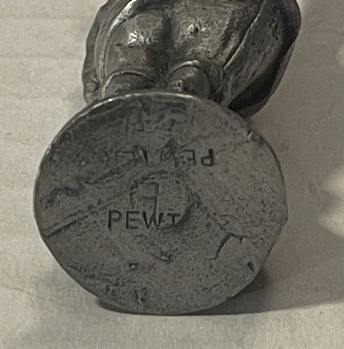 Michael Ricker Pewter Santa Figurine 2” Tall miniature collectible - Picture 3 of 3