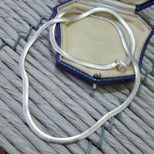 925 Sterling Silver Chain, Flat Herringbone Chain, Shiny Chain, 16" Long - Picture 5 of 6