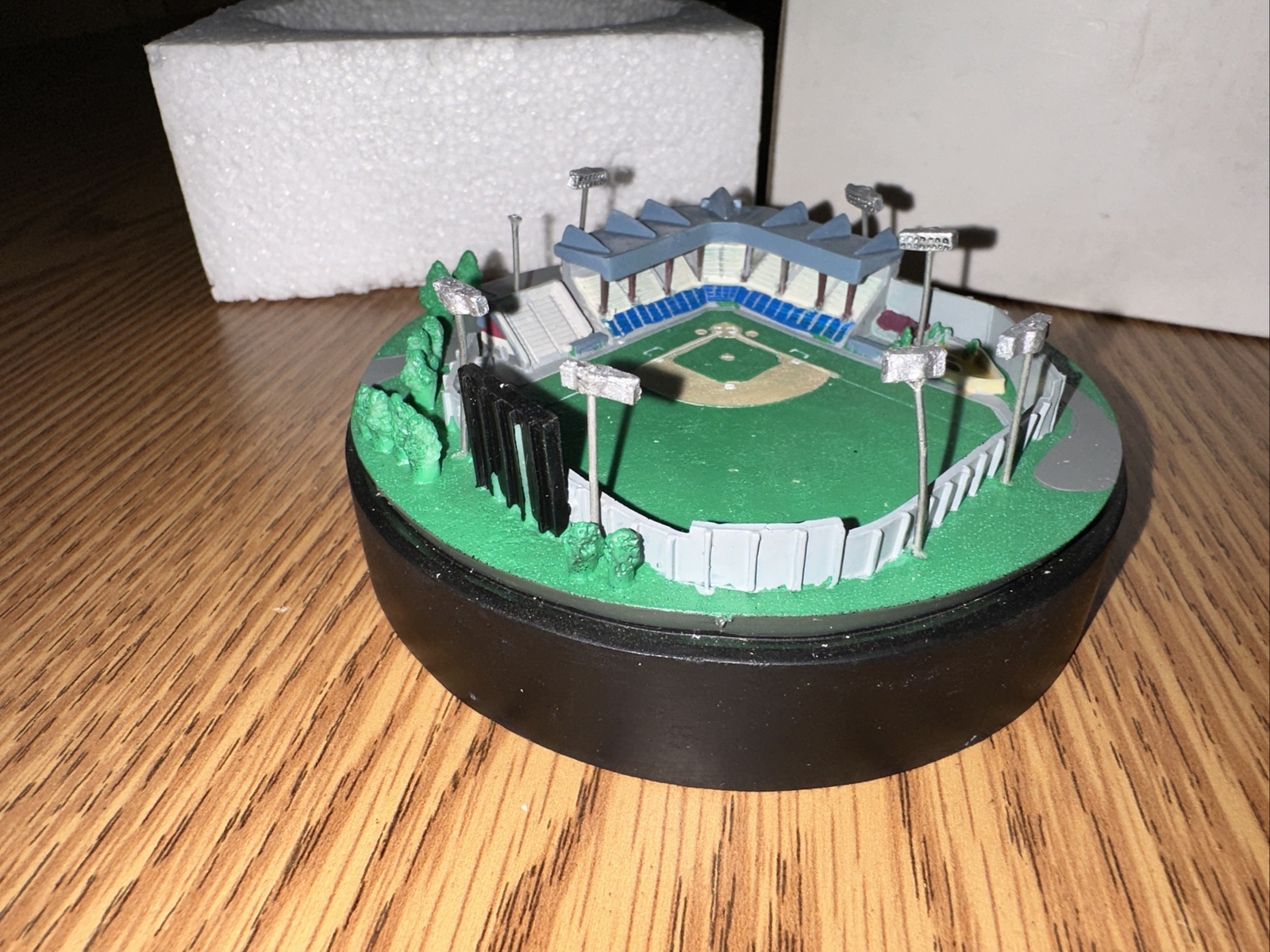 Picture 2 of 4