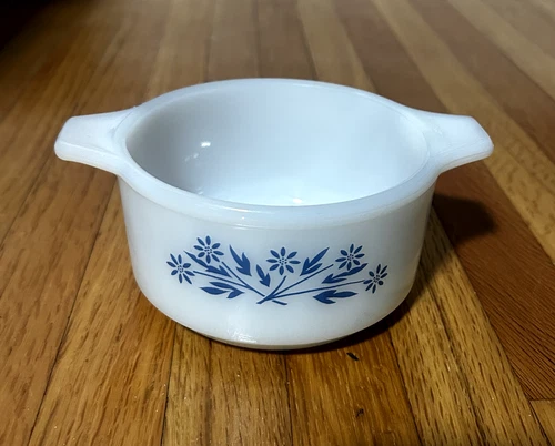 Vintage Dynaware Pyr-O-Rey White & Blue Periwinkle Small Casserole Ramekin dish