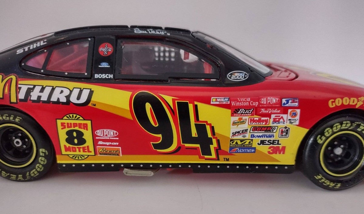 Revell 2000 McDonald's フォード　トーラス NASCAR Revell Bill Elliott 2000 McDonald's Ford Taurus 1:24 scale