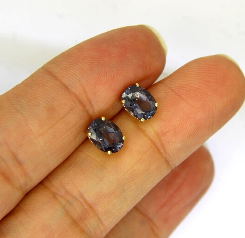 Aretes de cuarzo arándano de oro de 9 quilates Foto 3 de 4