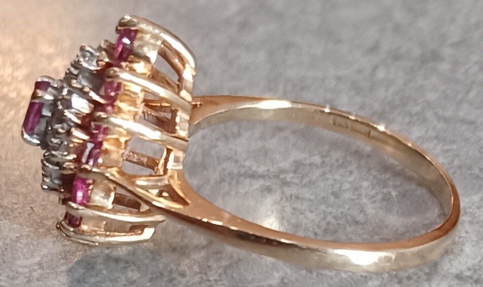 10kt. Solid Yellow Gold, Ruby & Diamond Ladies Ri… - image 6