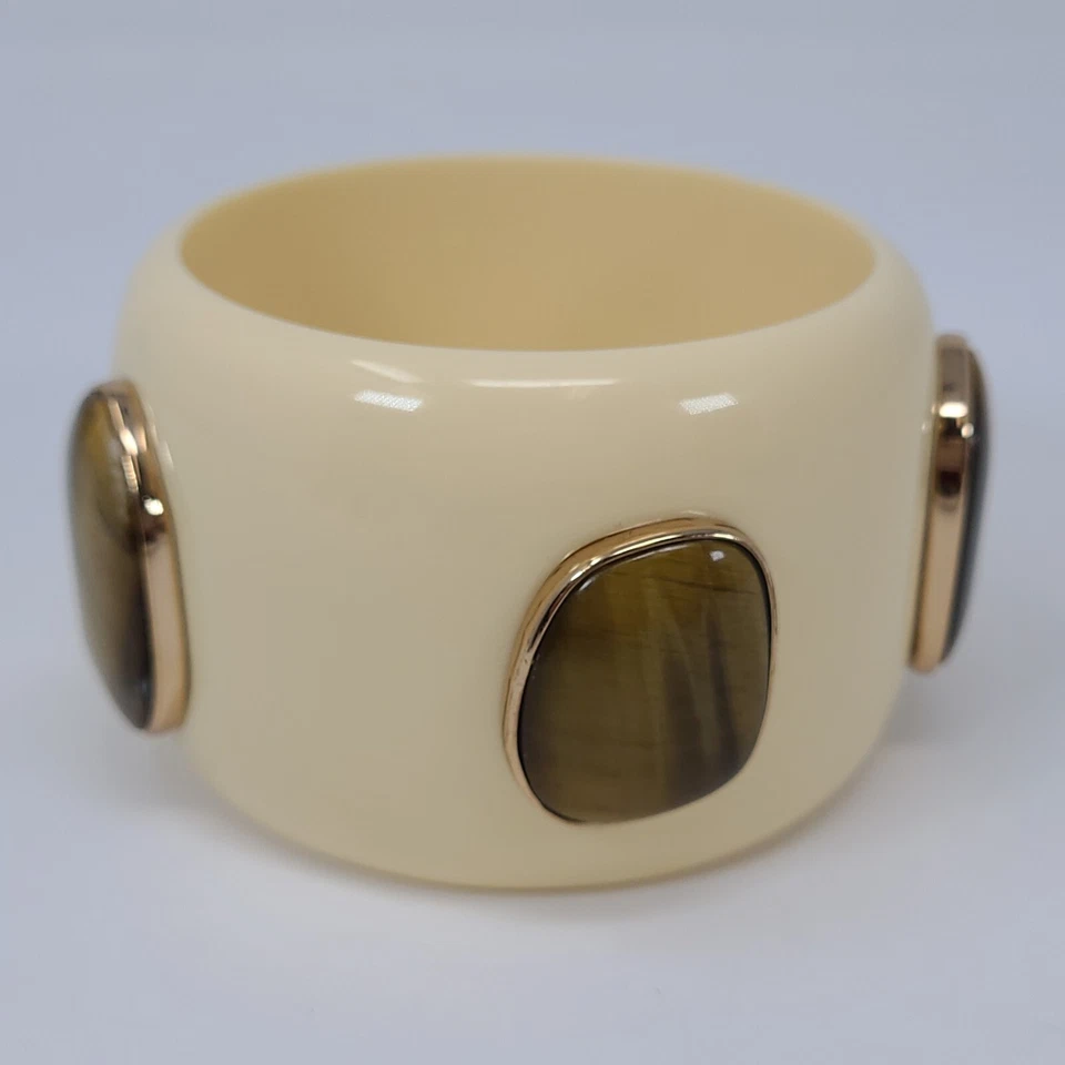 Pulseira Deb Guyot bege 2,75" genuína olho de tigre lucite - Imagem 2 de 4