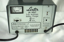 LESTER Fully Automatic Wheelchair Battery Charger 24EL8 #12610- plug seen in pic