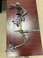 Mathews DXT RH 27” 70# Draw NEVER BEEN SHOT