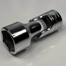 NOS Snap On Tool FS22 3/8 Dr 6Pt SAE 11/16 Flank Dr Shallow Universal Socket USA