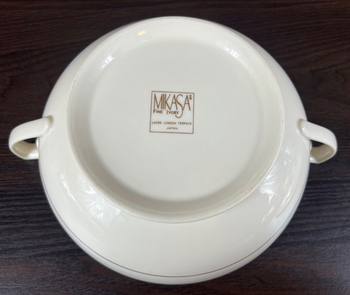 Mikasa Japan Ivory London Terrace Round Handled Covered Vegetable Bowl - Picture 6 of 15
