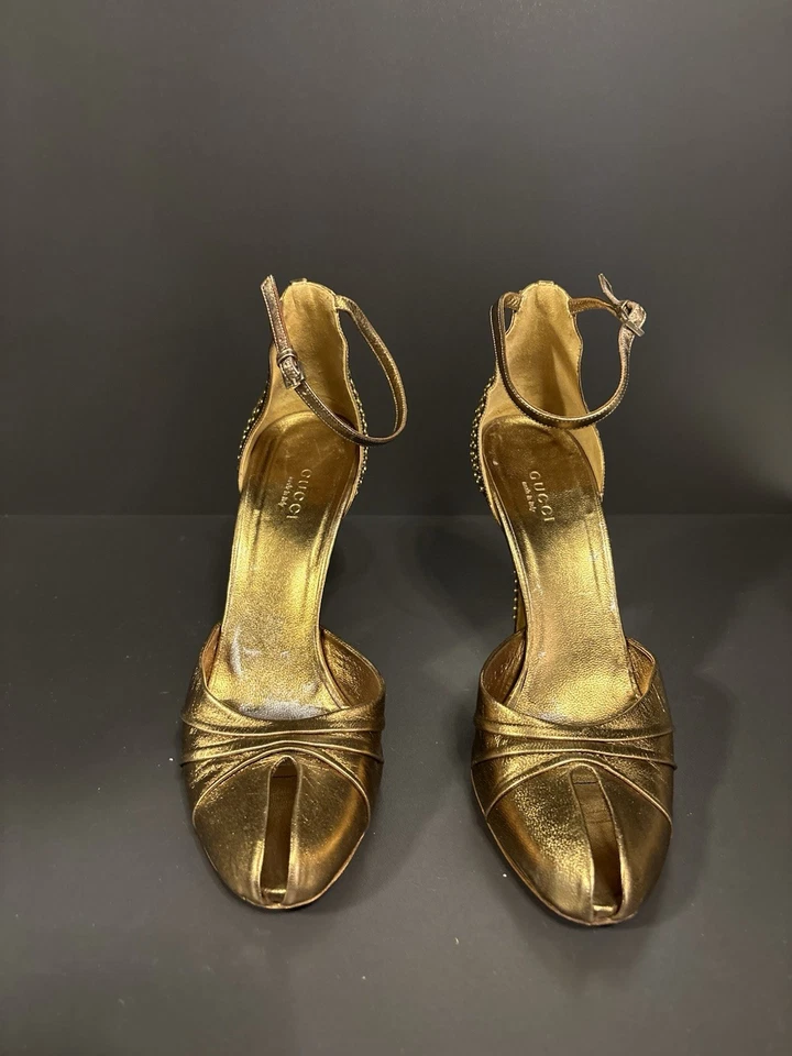 Tacones Gucci Tom Ford Era Tachonado Metal Dorado Cuero RARO Pasarela 38C De Colección Y2K Foto 2 de 4