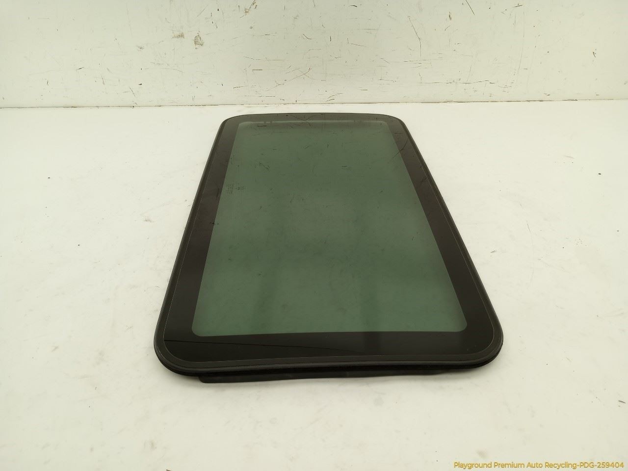 Maserati Quattroporte M139 Sunroof Moonroof Window Glass Fits 2003-2008 03 04 05
