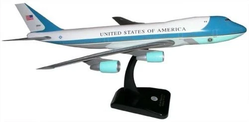 Hogan United States Of America Air Force One B747-200 1200 Scale Model Airplane - Image 2 of 2