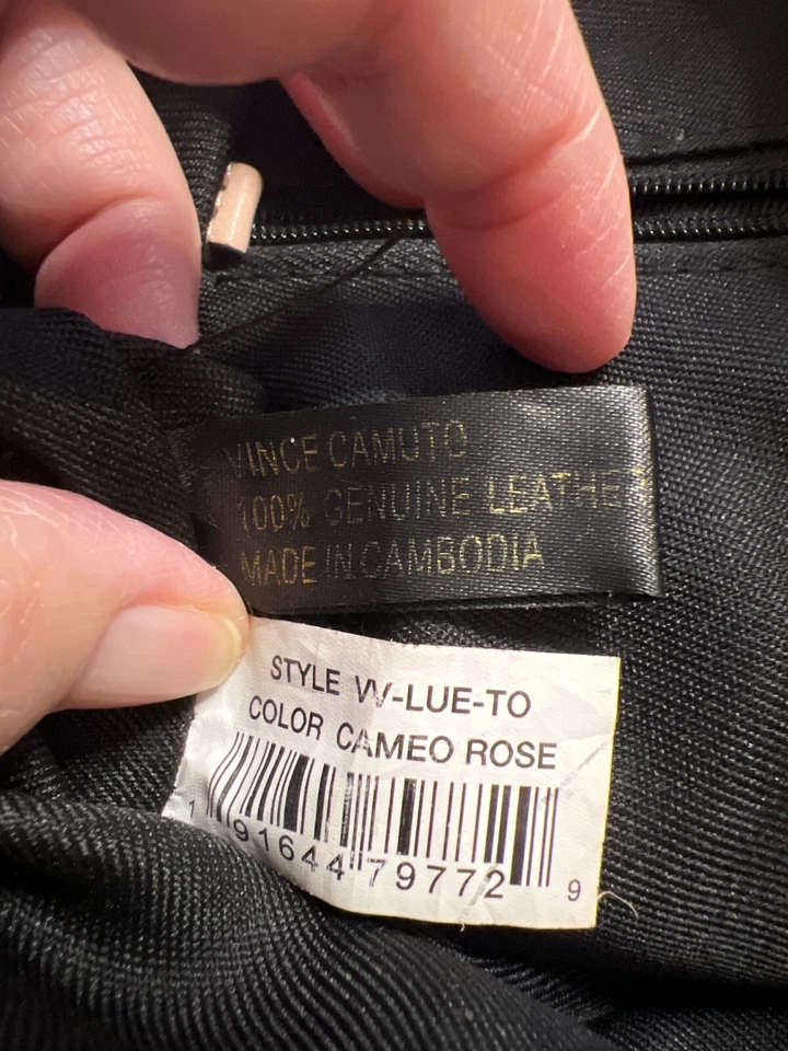 Bolsa de ombro Vince Camuto Cameo couro pebbled rosa Lue DBL, muito bom estado - Imagem 3 de 4