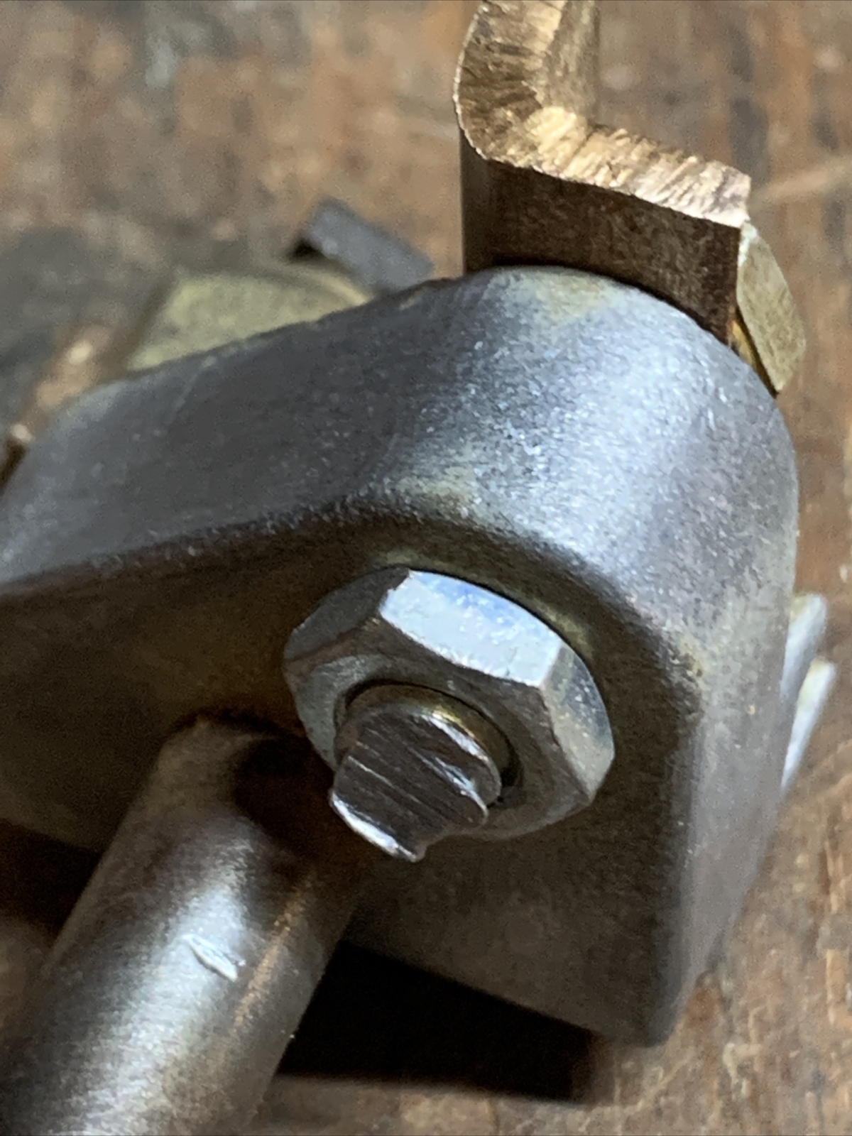 Walker Turner 10” inch Band Saw (Craftsman) Lower  Blade Guide Adjust