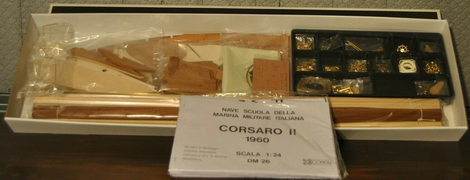 COREL SM26 BARCA Modello CORSARO II Nave scuola Marina Militare Italiana 1:24 - Immagine 3 di 4