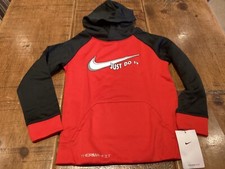 NIKE THERMA POWER BOYS HOODY BNWT SIZE 5-6yrs medium 110-116cm RED BLACK Y6