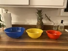 Vintage 80s Pyrex Primary Colors Set of 3 Clear Bottom Nesting Mixing Bowls Set