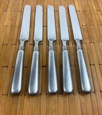Set of 5  Satin Stainless DINNER KNIVES Yamazaki OLD DENMARK  Japan  8 7/8 "