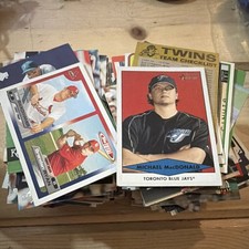 LOT OF 200+ RANDOM TOPPS BASEBALL CARDS FROM 1990-2000’s, ROOKIE HOF AND MORE!
