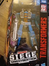 Transformers War For Cybertron Siege Thundercracker Voyager Class