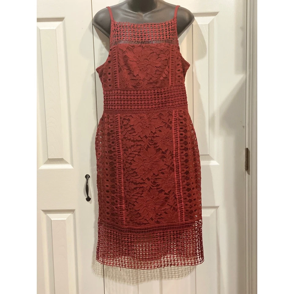 Vestido de Encaje Cato Sin Mangas Midi Cóctel Fiesta Boda Invitado Marrón Rojizo Foto 2 de 4