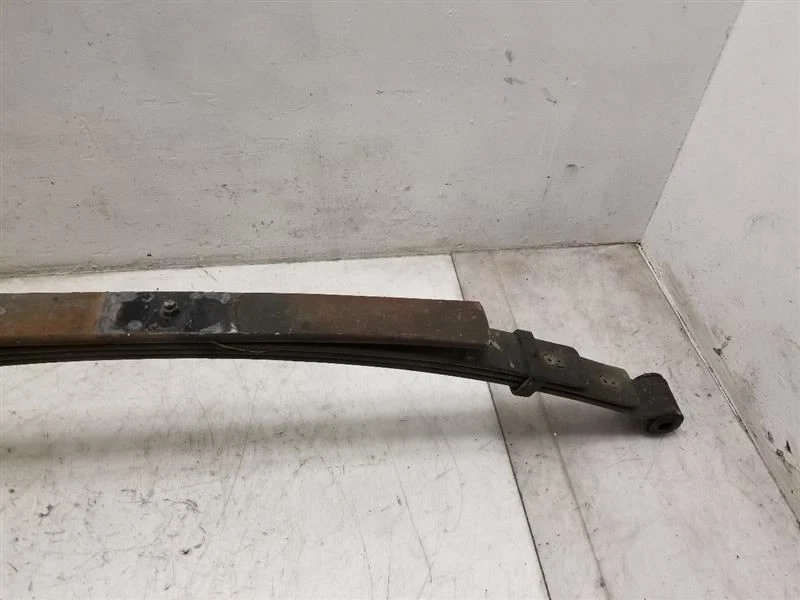 94-98 TOYOTA T100 2.7L RWD AT PASSENGER SIDE REAR LEAF SPRING ASSEMBLY  - Image 4 of 4