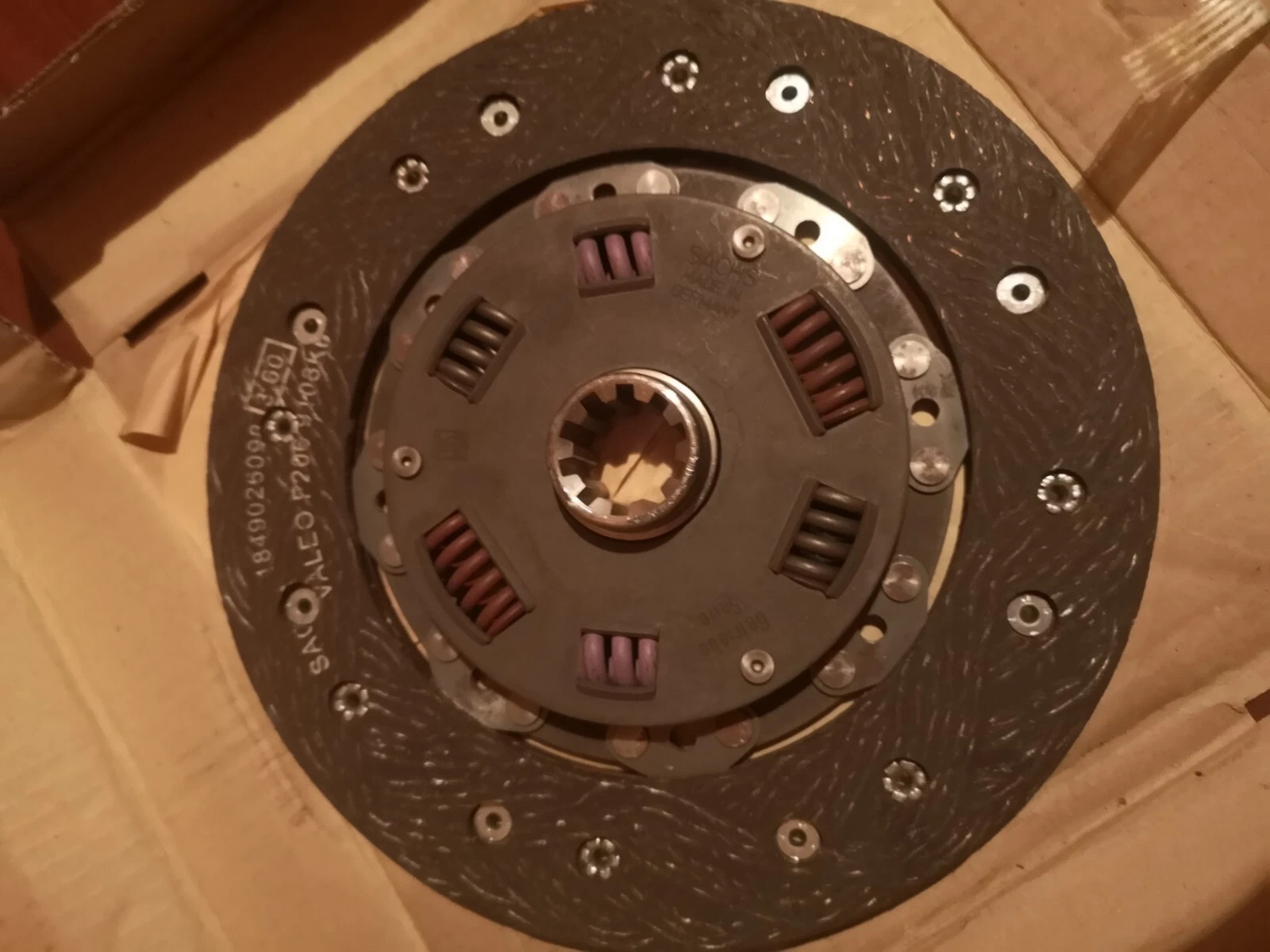 Sachs Clutch Part 1862168132 &ndash; Organic Universal Fitment: No Placement on Vehicle: Front Transmission Type: Manual Brand: Sachs Number of Teeth: 10 Item Diameter: 228 thumbnail 3